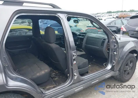 2009 Ford Escape Xlt из США, поврежденный, VIN 1FMCU03G39KA56604